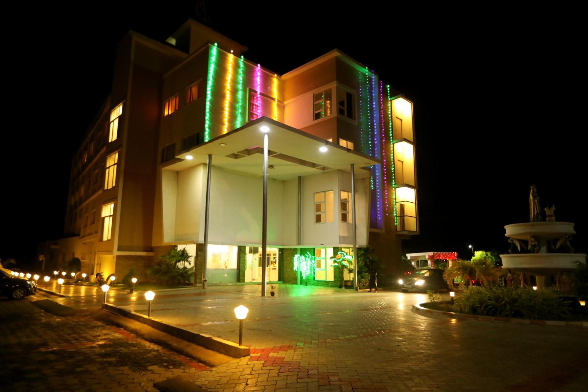 Hotel Queens Inn Velankanni Exterior photo