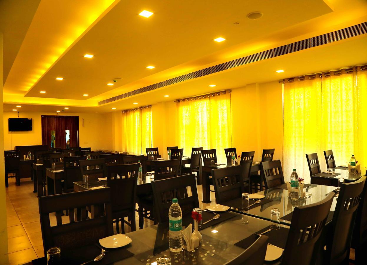 Hotel Queens Inn Velankanni Exterior photo
